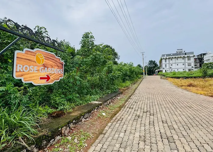 Rose Garden At Rajagiri Hospital