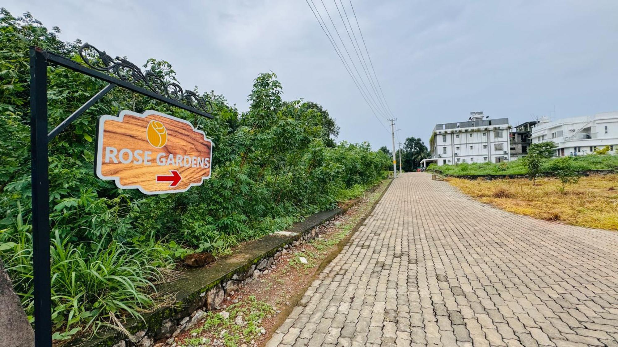 Rose Garden At Rajagiri Hospital Kochi